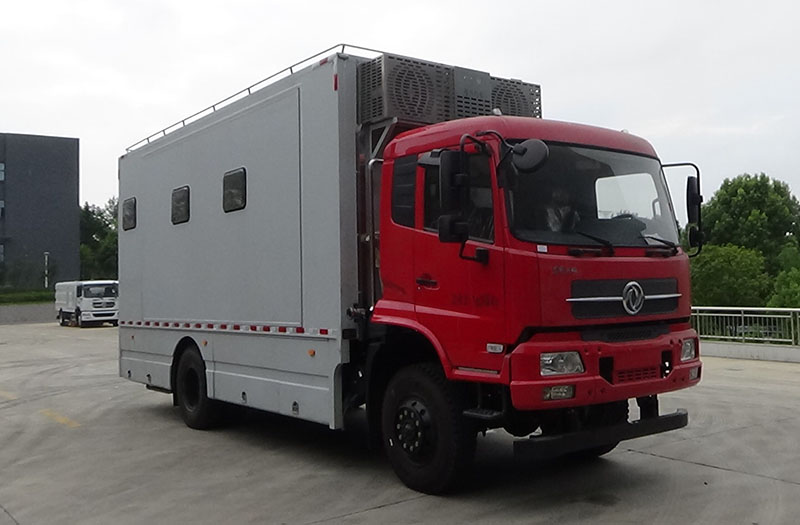 东风天锦宿营车